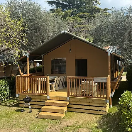 Estivo Safari Tents On Cisano San Vito Camping *
