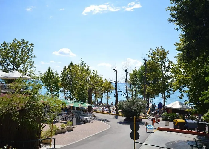 Estivo Safari Tents On Cisano San Vito Bardolino