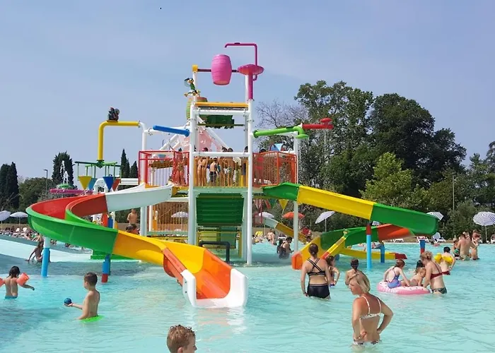 Camping Estivo Safari Tents On Cisano San Vito Bardolino