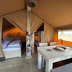 مكان تخييم Estivotravel On Cisano San Vito