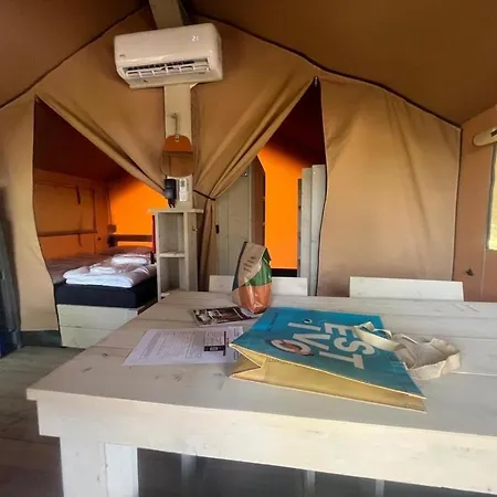 Estivo Safari Tents On Cisano San Vito *