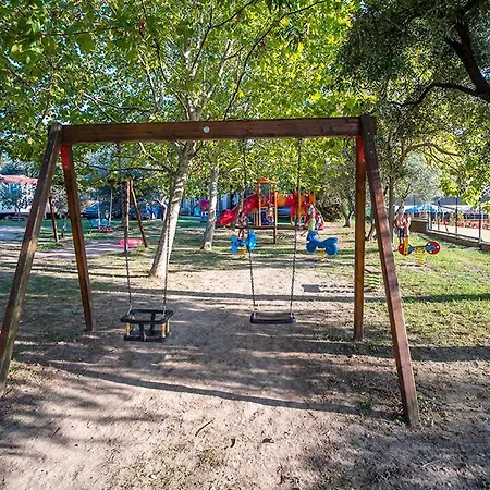 キャンプ場 Estivo Safari Tents On Cisano San Vito