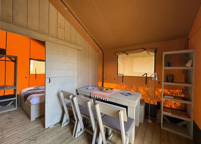 Estivo Safari Tents On Cisano San Vito باردولينو