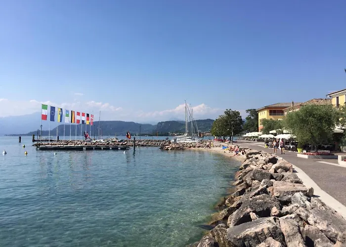 Estivo Safari Tents On Cisano San Vito مكان تخييم باردولينو