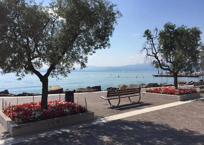 Estivo Safari Tents On Cisano San Vito مكان تخييم